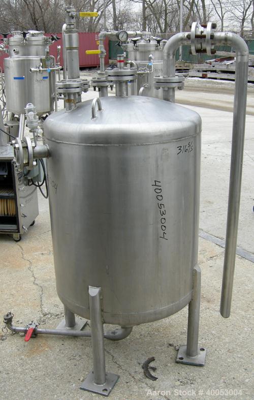 Used: Four Corp Approximately 100 Gallon, 316L Stainless Steel, Vertical.  30" diameter x 32" straight side.  Dish top and bottom.  Vessel rated 50/FV at 300 degrees F. Openings:  top (3) 2", (2) 1 1...