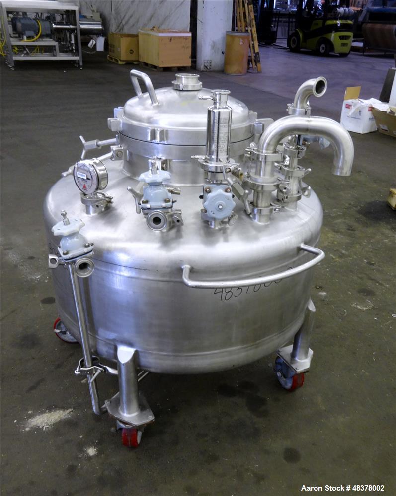 Used- Four Corp Pressure Tank, Approximately 80 Gallon, 316L Stainless Steel, Ve