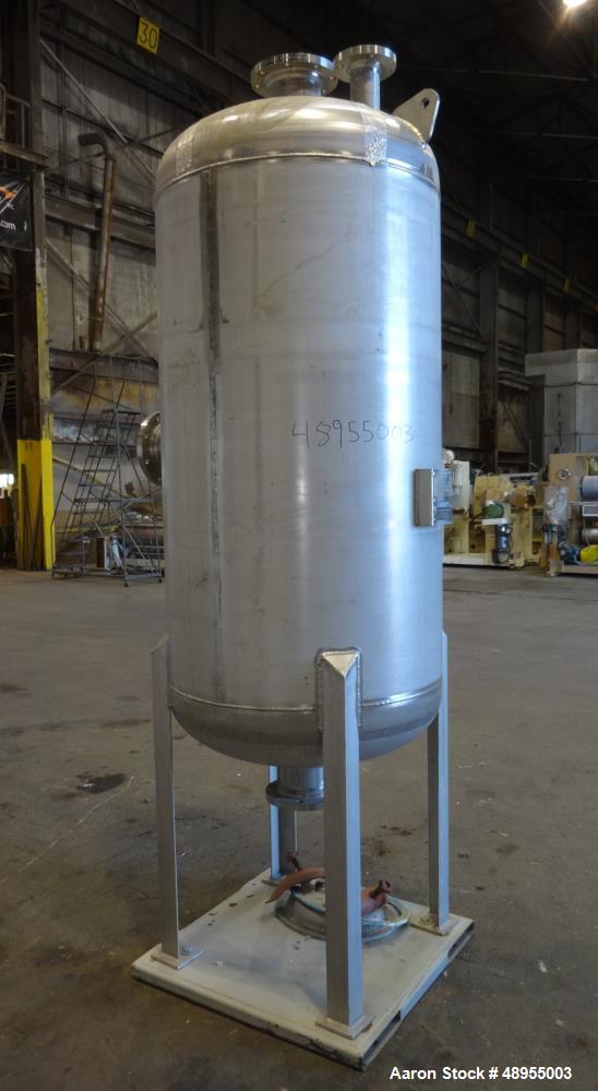 Used Four Corp Pressure Tank, Approximately 275 Gallon, 304 Stainless Steel.
