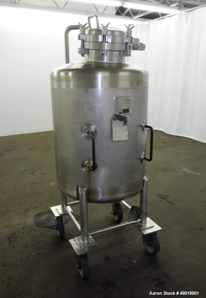 Used Four Corp Pressure Tank, Approximately 100 Gallons, 316 Stainless Steel, V