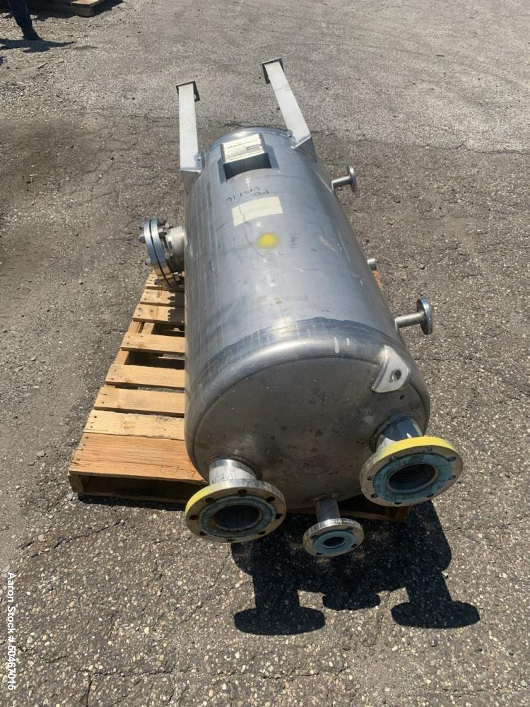 Used Four Corp 90 gallon Receiver Tank, 304 Stainless Steel.