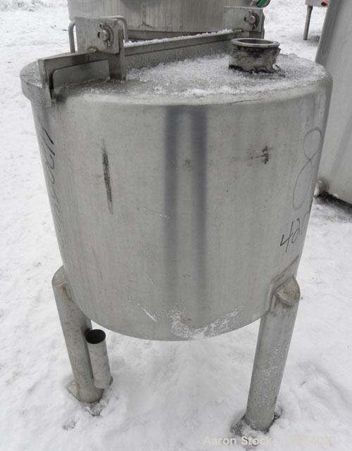 Used General Oil Equipment Company Tank, 15 gallon, 316 stainless steel, vertical. 18" diameter x 14" straight side, 1/2 open top with a (1) piece cover, sloped bottom. 2" sanitary side bottom outlet...
