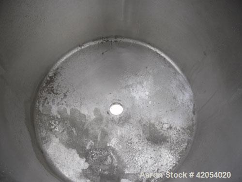 Used General Oil Equipment Company Tank, 15 gallon, 316 stainless steel, vertical. 18" diameter x 14" straight side, 1/2 open top with a (1) piece cover, sloped bottom. 2" sanitary side bottom outlet...