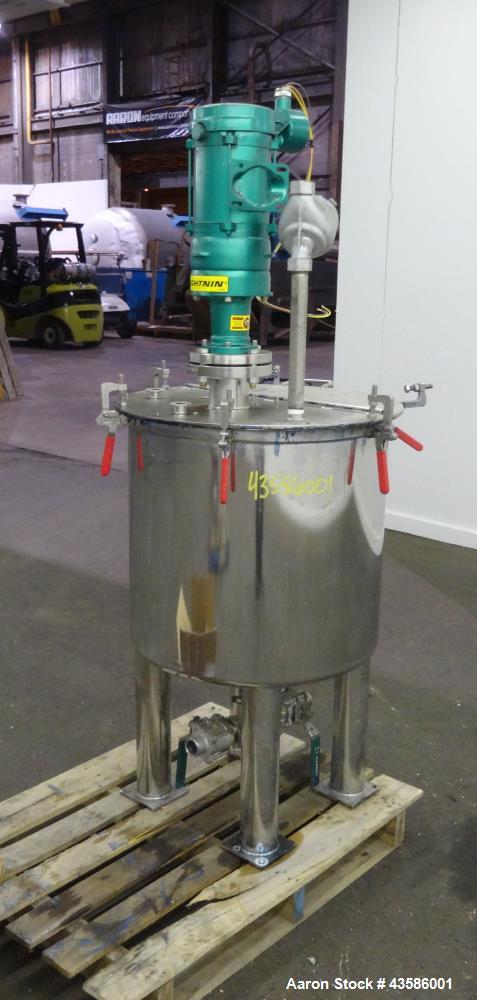 Used Graco Mixing System consisting of: (1) 45 Gallon Stainless Steel Graco Tan