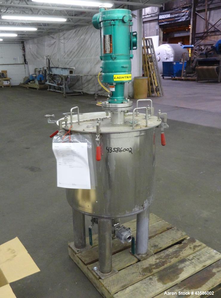 Used- Graco Mixing System consisting of: (1) 45 Gallon Stainless Steel Graco Tan