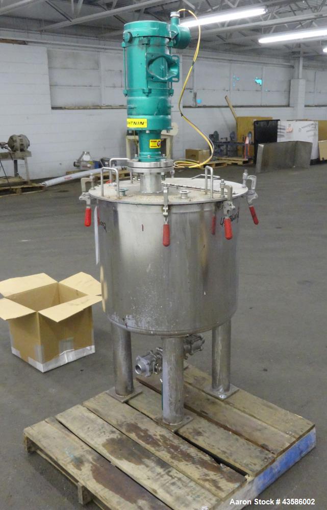 Used- Graco Mixing System consisting of: (1) 45 Gallon Stainless Steel Graco Tan