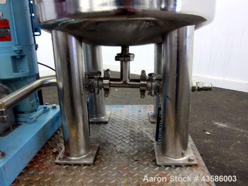 Used Graco Mixing System consisting of: (1) 45 Gallon Stainless Steel Graco Tan