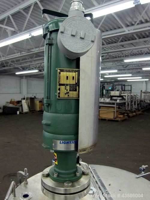 Used Graco Mixing System consisting of: (1) 45 Gallon Stainless Steel Graco Tan