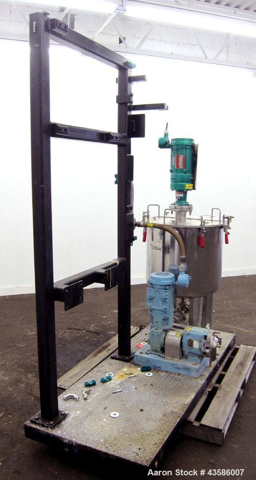 Used Graco Mixing System consisting of: (1) 45 Gallon Stainless Steel Graco Tan