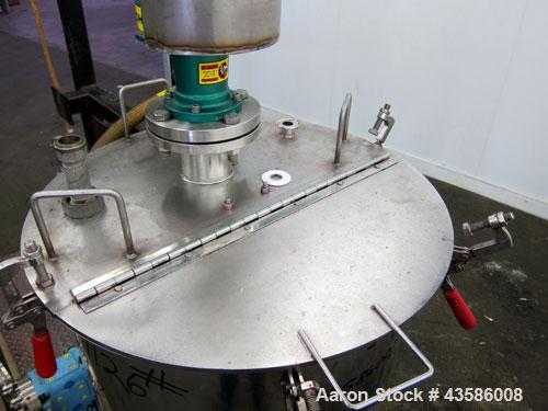 Used Graco Mixing System consisting of: (1) 45 Gallon Stainless Steel Graco Tan