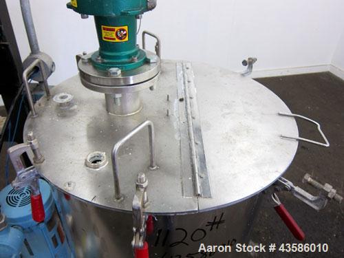 Used Graco Mixing System consisting of: (1) 45 Gallon Stainless Steel Graco Tan