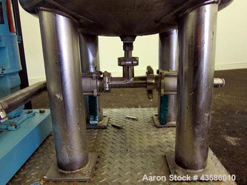 Used Graco Mixing System consisting of: (1) 45 Gallon Stainless Steel Graco Tan