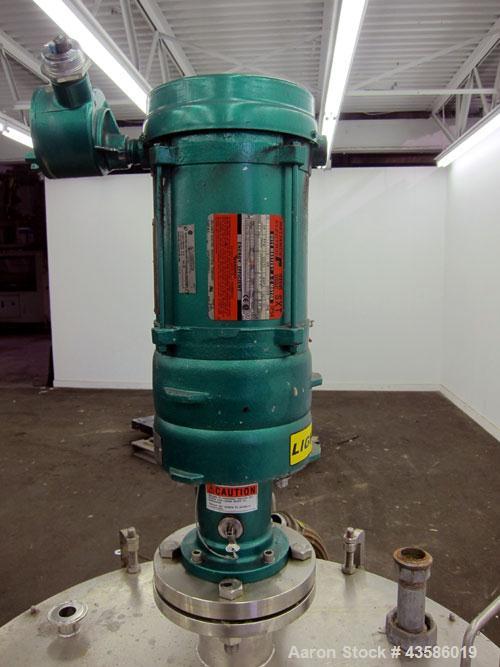 Used Graco Mixing System consisting of: (1) Graco tank, 45 gallon, 304 stainless steel. 24" Diameter x 21" straight side, open top with a 1/3 hinged clamp down cover, dished bottom. Approximate 1/2" ...
