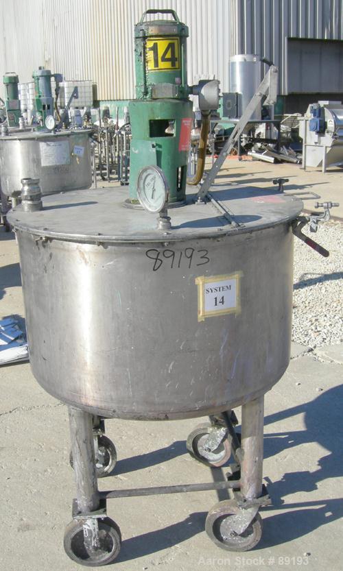 USED: Graco tank, 100 gallon, 304 stainless steel, vertical. 30" diameter x 20" straight side. Flat bolt on top with 1/4 hinged cover, dish bottom. Top entering Lightnin agitator, model XJCK-43. 1" d...