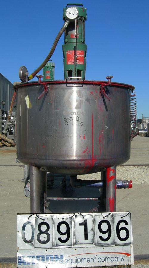 USED: Graco tank, 100 gallon, 304 stainless steel, vertical. 30" diameter x 20" straight side. Flat bolt on top with 1/4 hinged cover, dish bottom. Top entering Lightnin agitator, model XJCK-43. 1" d...