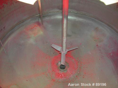 USED: Graco tank, 100 gallon, 304 stainless steel, vertical. 30" diameter x 20" straight side. Flat bolt on top with 1/4 hinged cover, dish bottom. Top entering Lightnin agitator, model XJCK-43. 1" d...