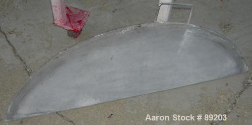USED: 100 Gallon Stainless Steel Graco Tank, Model XJCK-44