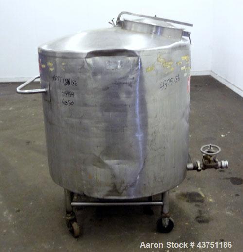 Used Groen Tank, 200 Gallon, 304 Stainless Steel, Vertical.42" Diameter x 35" straight side.Dished top, 1" sloped bottom.Openings:top 16" manway with cover; approximate 2-1/2" side bottom outlet.Moun...