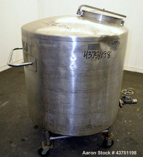 Used Groen Tank, 200 Gallon, 304 Stainless Steel, Vertical.42" Diameter x 35" straight side.Dished top, 1" sloped bottom.Openings:top 16" manway with cover; approximately 2-1/2" side bottom outlet.Mo...
