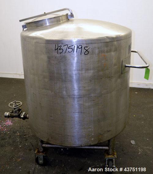 Used Groen Tank, 200 Gallon, 304 Stainless Steel, Vertical.42" Diameter x 35" straight side.Dished top, 1" sloped bottom.Openings:top 16" manway with cover; approximately 2-1/2" side bottom outlet.Mo...