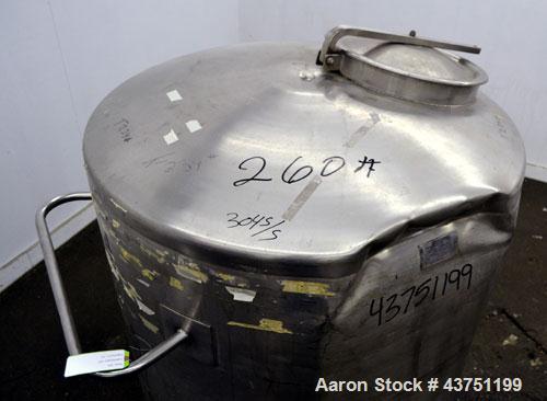 Used Groen Tank, 200 Gallon, 304 Stainless Steel, Vertical.42" Diameter x 35" straight side.Dished top, 1" sloped bottom.Openings:top 16" manway with cover; approximately 2-1/2" side bottom outlet.Mo...