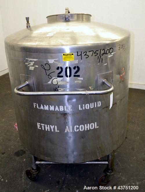 Used Groen Tank, 200 Gallon, 304 Stainless Steel, Vertical.  42" Diameter x 35" straight side.  Dished top, 1" sloped bottom.  Openings:  top 16" manway with cover; approximately 2-1/2" side bottom o...