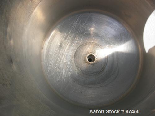 Used Groen Pressure Tank, 60 Gallon, 316 Stainless Steel, Vertical. 24" Diameter x 34" straight side, dish top and bottom. Internal rated 25 psi at 650 deg F. Openings: top (2) 2", 10" with a 4" sigh...