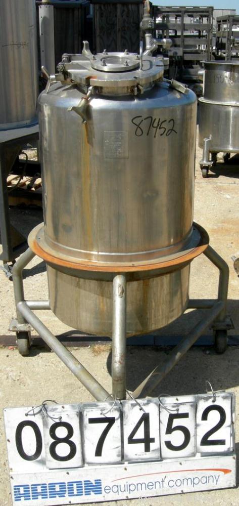 Used Groen Pressure Tank, 60 Gallon, 316 Stainless Steel, Vertical. 24" Diameter x 34" straight side, dish top and bottom. Internal rated 25 psi at 650 deg F. Openings: top (2) 2", 10" with a 4" sigh...