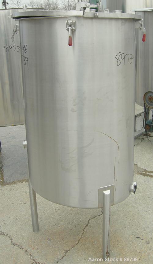 USED: Harry Holland and Sons tank, 140 gallon, 316 stainless steel, vertical. 30" diameter x 46" straight side, open top with cover, sloped bottom. Approximate 2" tri clamp side bottom outlet. Mounte...