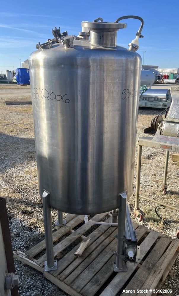 Used 150 Gallon 316 Stainless Steel Pressure Tank – Howard Fabrication | 30 PSI | Dished Top & Bottom | Agitator Port