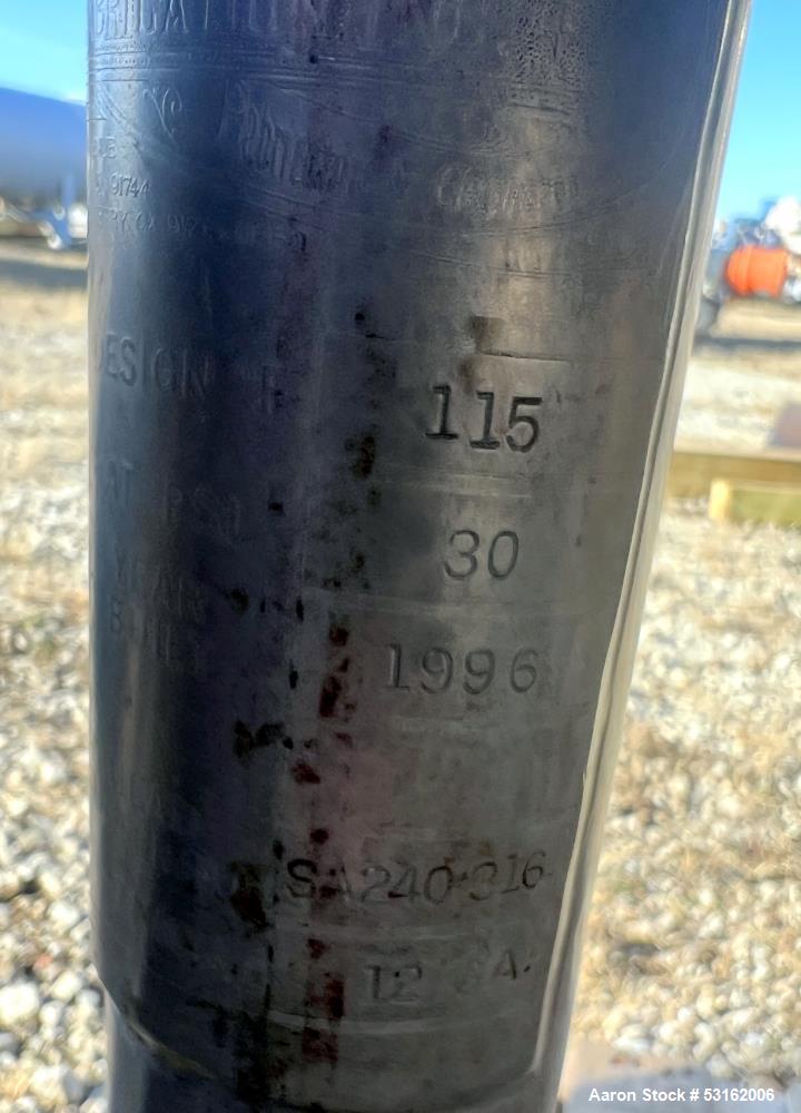 Used 150 Gallon 316 Stainless Steel Pressure Tank – Howard Fabrication | 30 PSI | Dished Top & Bottom | Agitator Port