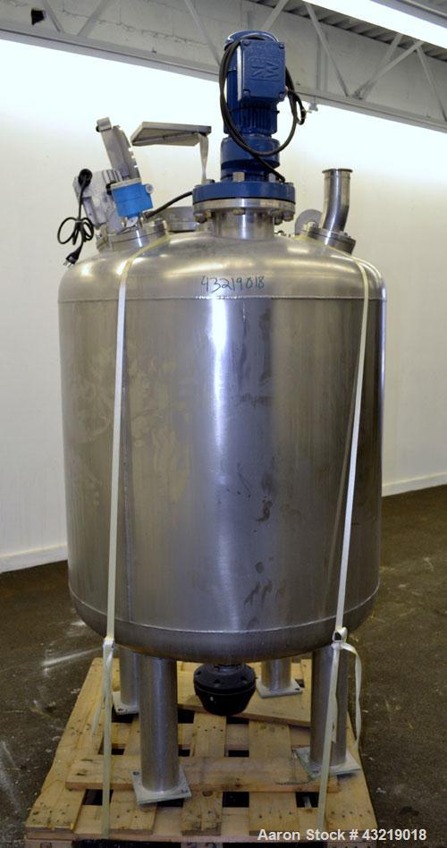 Used Inox-Maurer AG Pressure Tank, 900 Liter (238 Gallon), 316L Stainless Steel, Vertical. Approximate 39” diameter x 34” straight side, dished top and bottom. Internal rated -1/2 bar (-14.50/29 psi)...
