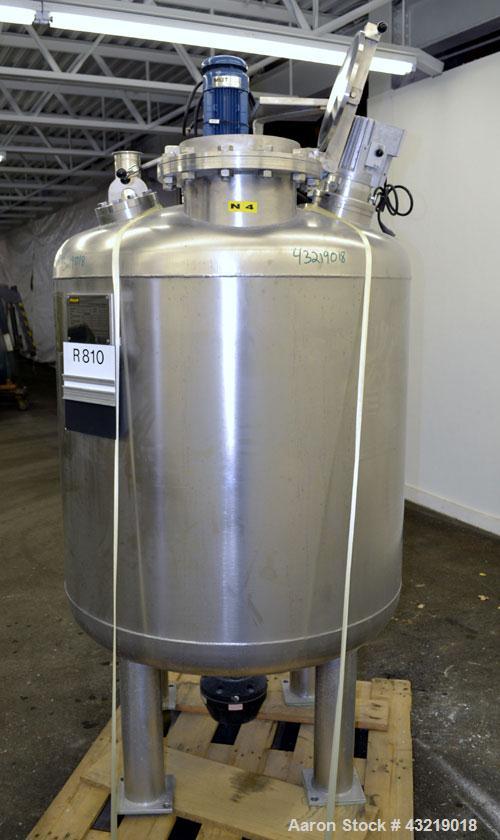 Used Inox-Maurer AG Pressure Tank, 900 Liter (238 Gallon), 316L Stainless Steel, Vertical. Approximate 39” diameter x 34” straight side, dished top and bottom. Internal rated -1/2 bar (-14.50/29 psi)...