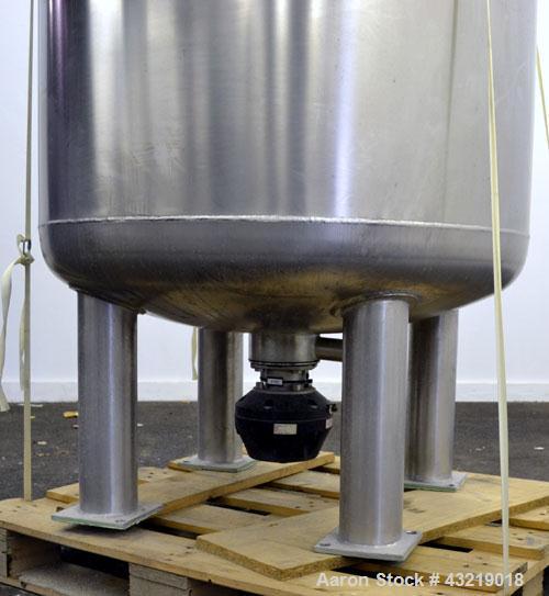 Used Inox-Maurer AG Pressure Tank, 900 Liter (238 Gallon), 316L Stainless Steel, Vertical. Approximate 39” diameter x 34” straight side, dished top and bottom. Internal rated -1/2 bar (-14.50/29 psi)...