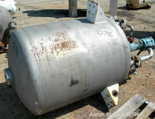 USED: Iron and Steel Contracting Co pressure tank, 190 gallon, 316 stainless steel, vertical. 36" diameter x 40" straight side. Dished top and bottom. Internal rated 15 psi at 125 deg F. Chemineer ag...
