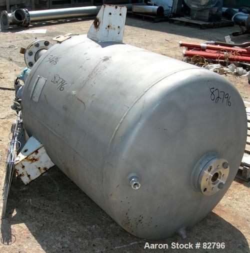 USED: Iron and Steel Contracting Co pressure tank, 190 gallon, 316 stainless steel, vertical. 36" diameter x 40" straight side. Dished top and bottom. Internal rated 15 psi at 125 deg F. Chemineer ag...