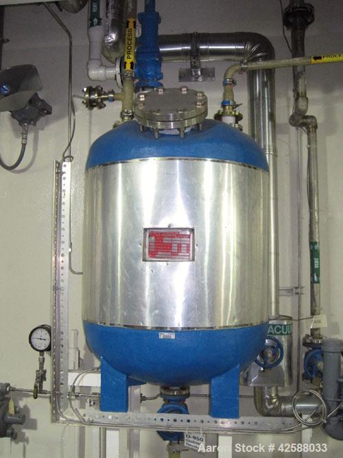 Used J.D. Cousins Pressure Tank, Approximately 50 Gallon, 316L Stainless Steel. 24" Diameter x 24" straight side. Internal rated 25 psi/full vacuum.