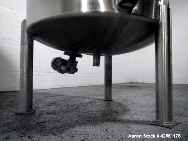 Used 1000 Liter Stainless Steel Lee tank, Model 1000LDBT
