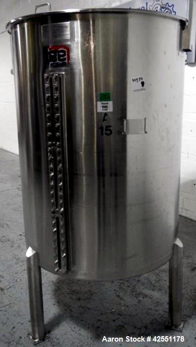 Used 1000 Liter Stainless Steel Lee tank, Model 1000LDBT