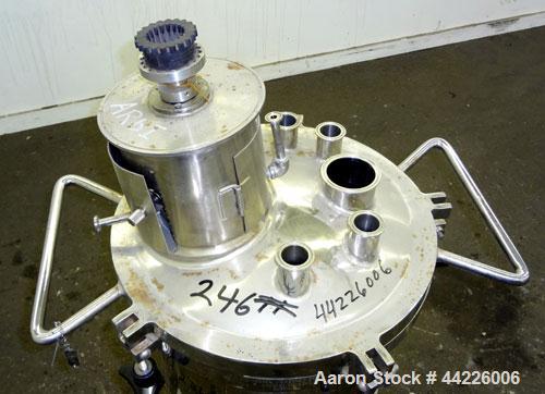 Used Lee Industries Stainless Steel Pressure Tank, 26.4 Gallon, Model 100LCBT