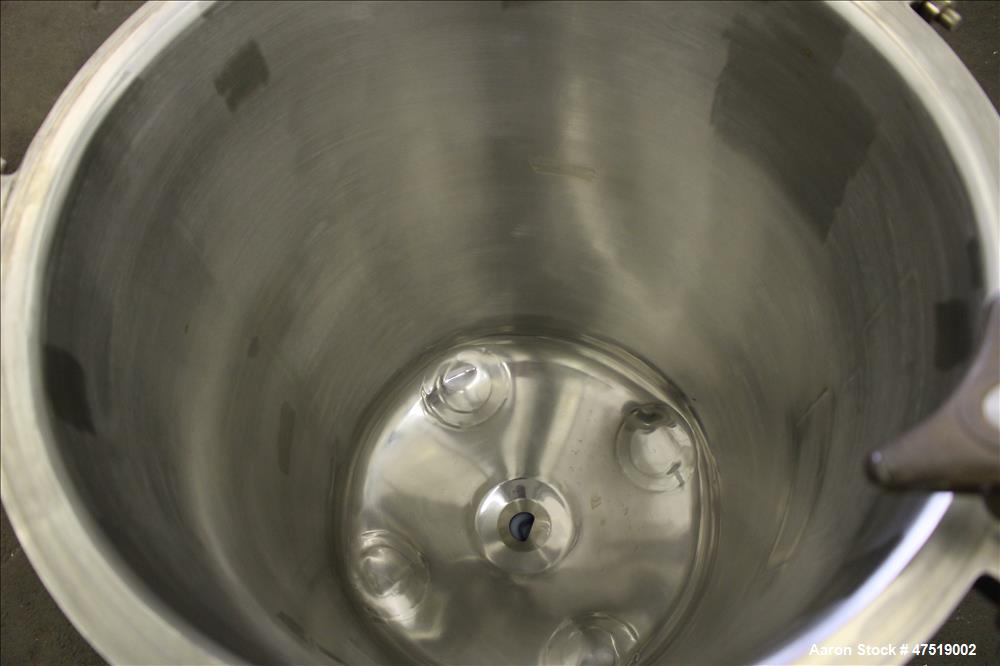 Used Lee Industries Mix Tank, Model 100LCBT, 26.4 Gallon (100 Liter), 316 Stain