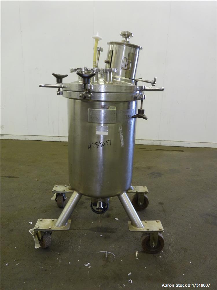 Used- Lee Industries Mix Tank, Model 100LCBT, 26.4 Gallon (100 Liter), 316 Stain