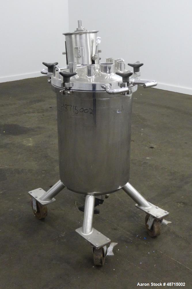 Used- Lee Industries Pressure Tank, 100 Liter (26.4 gallons), Model 100LCBT