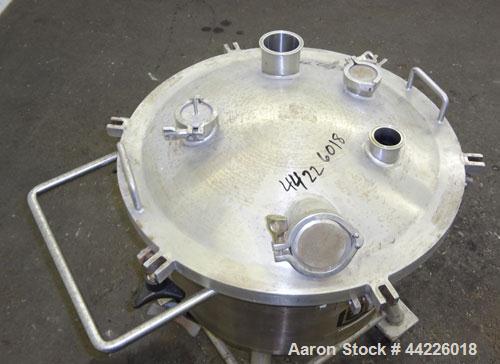 Used 26.4 Gallon Stainless Steel Lee Industries Pressure Tank, Model 100LDBT