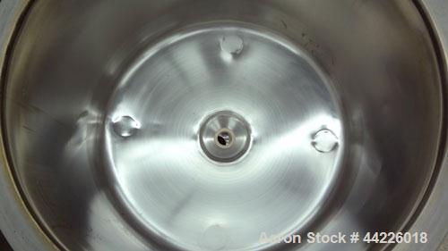 Used 26.4 Gallon Stainless Steel Lee Industries Pressure Tank, Model 100LDBT
