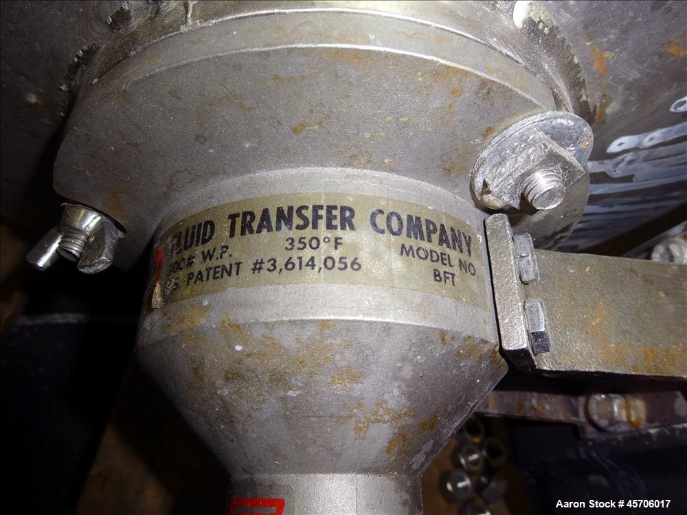 Used Lee Industries Pressure Tank, 10 Gallon, Model 10DBT, 316 Stainless Steel, Vertical. 14" Diameter x 12" straight side, slight dished bolt on top, dish bottom. Internal rated 30psi at -20 to 300 ...
