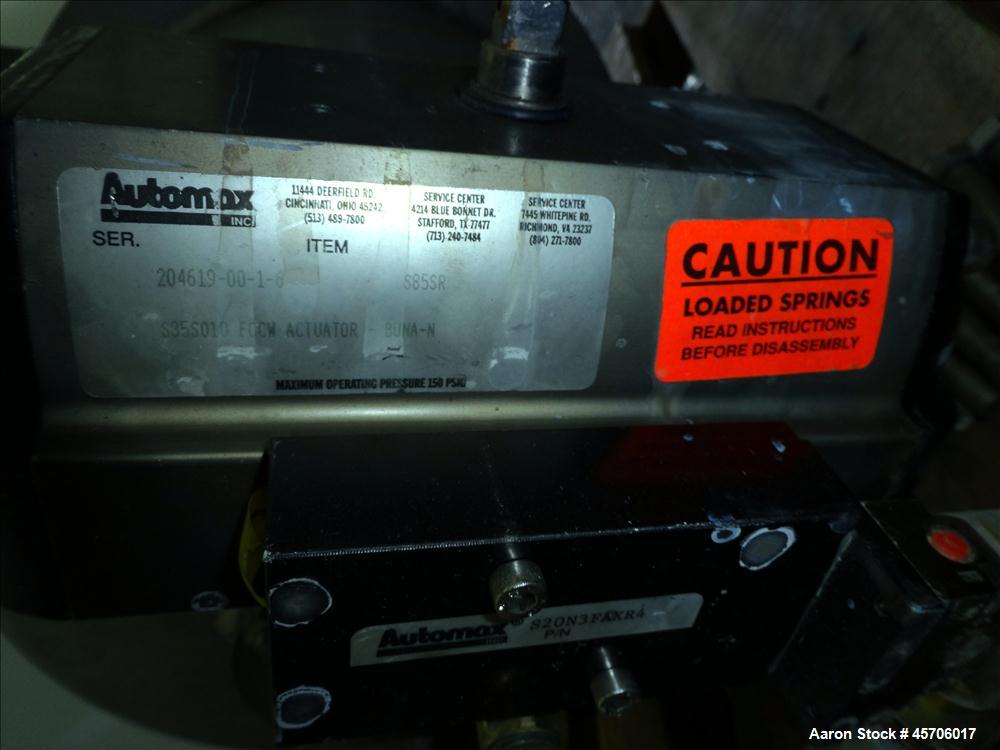 Used Lee Industries Pressure Tank, 10 Gallon, Model 10DBT, 316 Stainless Steel, Vertical. 14" Diameter x 12" straight side, slight dished bolt on top, dish bottom. Internal rated 30psi at -20 to 300 ...