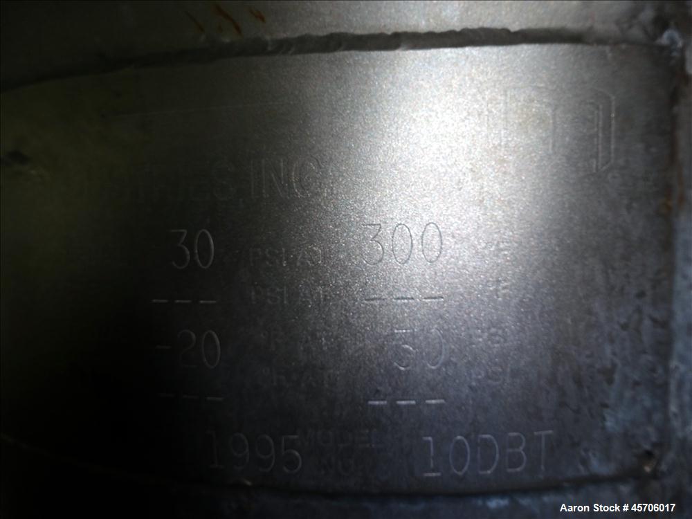 Used Lee Industries Pressure Tank, 10 Gallon, Model 10DBT, 316 Stainless Steel, Vertical. 14" Diameter x 12" straight side, slight dished bolt on top, dish bottom. Internal rated 30psi at -20 to 300 ...