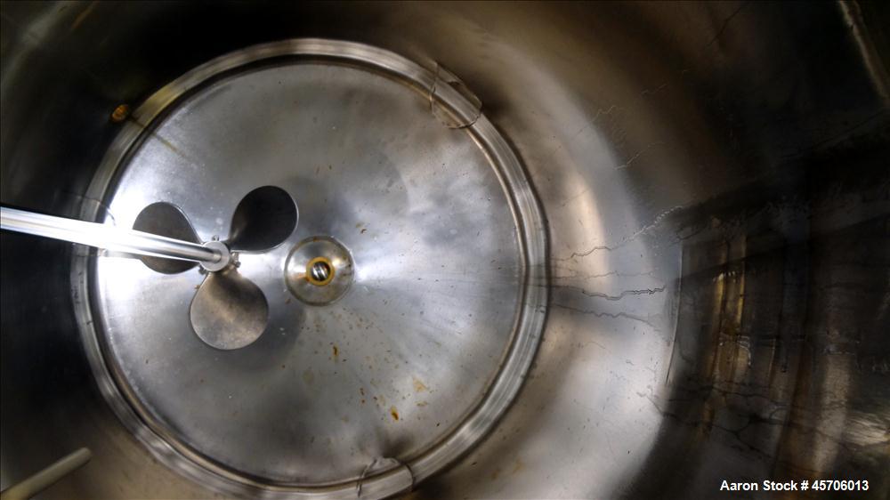 Used Lee Industries Pressure Tank, 117 Gallon, Model 117DBT, 316 Stainless Steel, Vertical. Approximate 30" diameter x 35" straight side, dish top and bottom. Internal rated 15 psi at -20 to 300 degr...