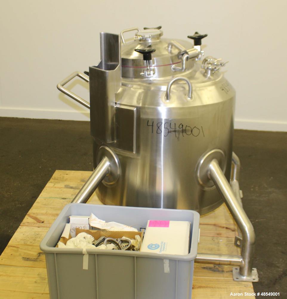 Used Lee Industries Pressure Tank, 31.7 Gallon (120 Liter), Model 120LSS, 316L
